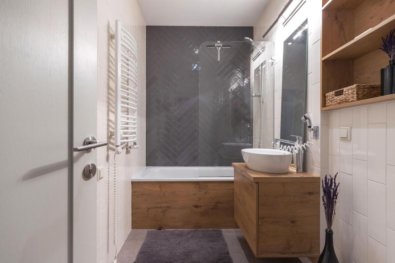 Pilies Street Exclusive Apartment By Reside Baltic ヴィリニュス エクステリア 写真